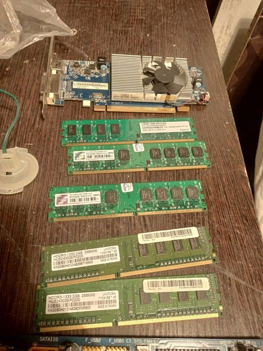 материнская плато от ПК