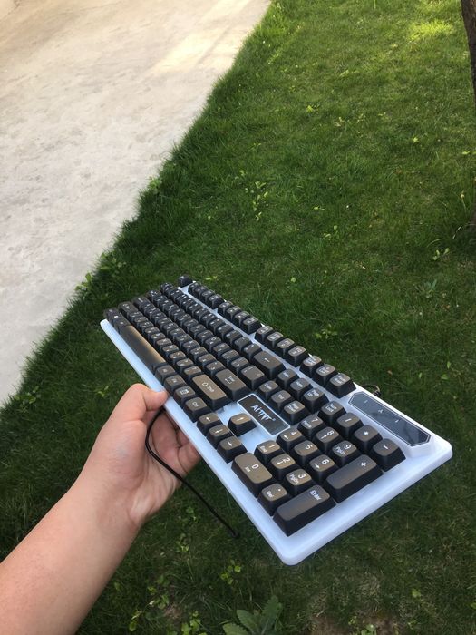 AITNT Gaming Klaviatura