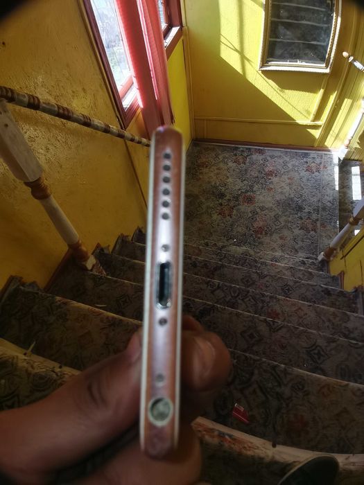 iPhone 6 разбитый