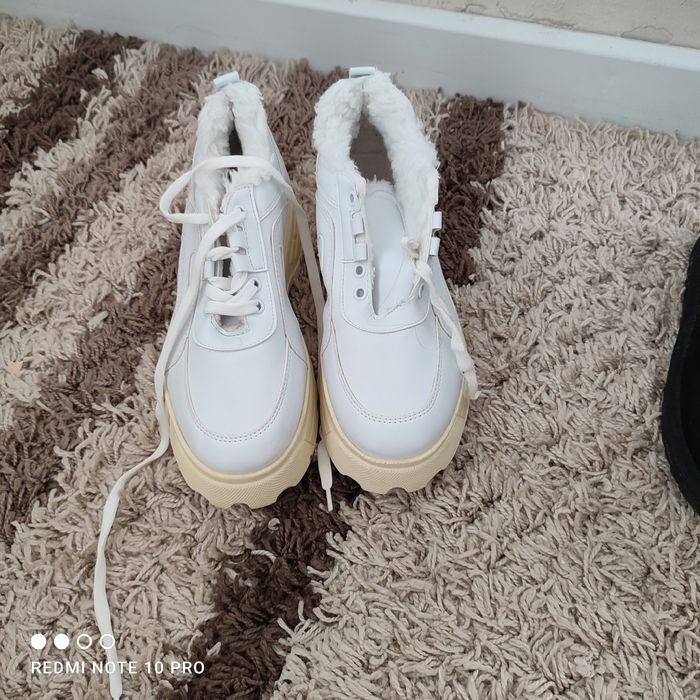 Обуви черный детский36 ,крассовки ,