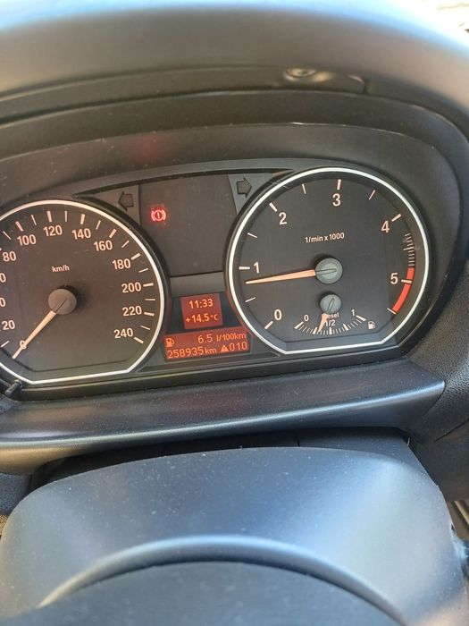 BMW Seria 1 2006 — imagine 5