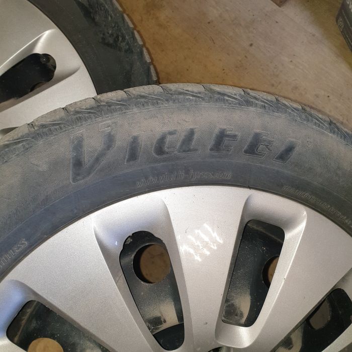 Продам резину.б/у