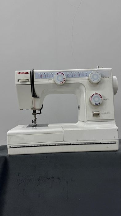 Швейная машинка janome 398J