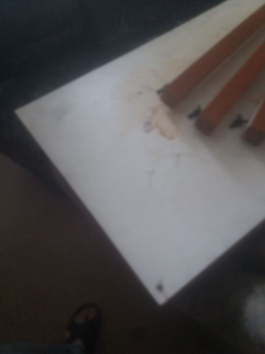 Продам стол кухонный СССР. На дачу, гараж.