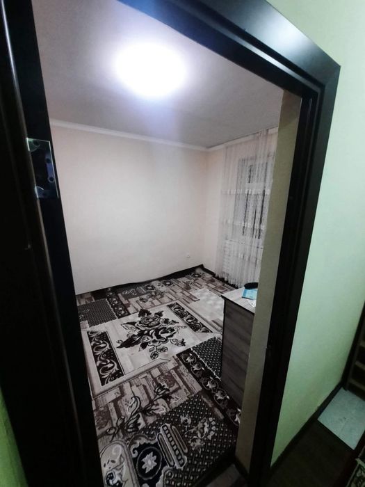 Продам срочно коттедж 2 соток 3 комнаты Бектемир вариантга хам бор