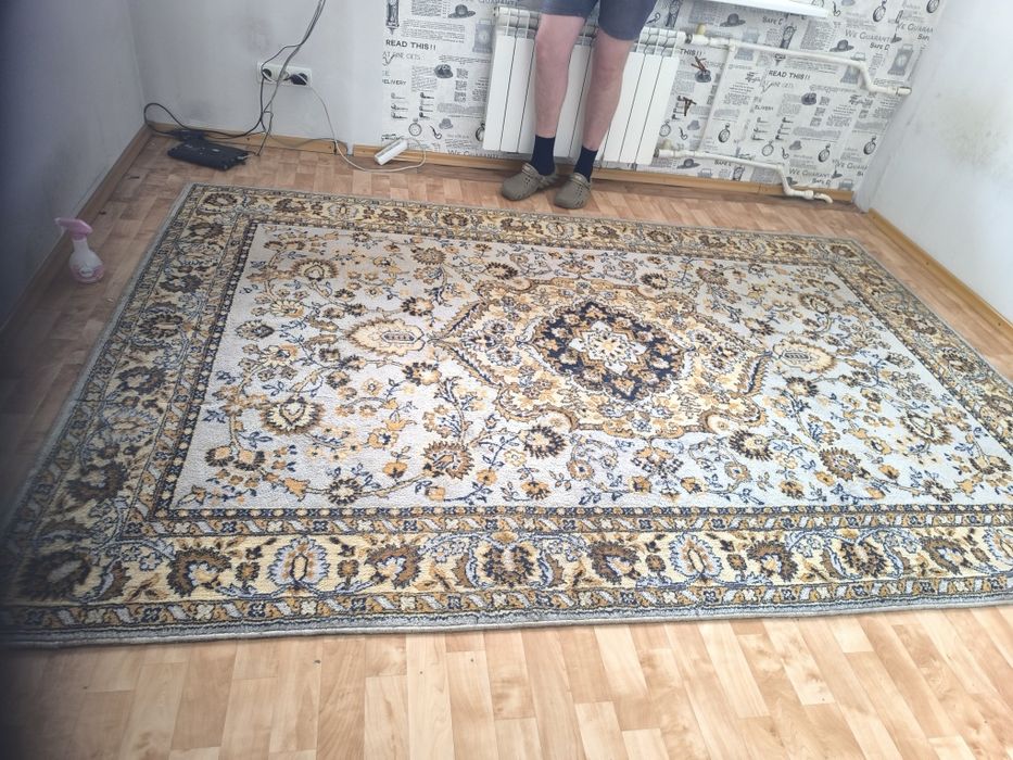 Срочно продам палас