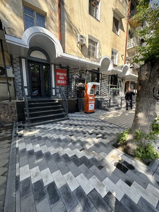 Продается Нежилое Коммерческое Помещение 65кв.м Ул.Урикзар(РАКАТ)