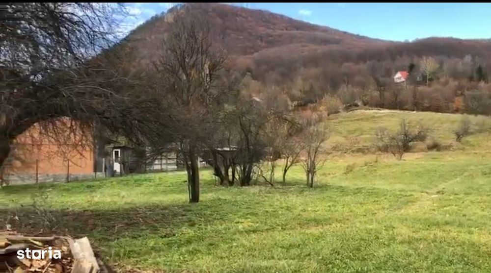 Teren intravilan – Slănic Moldova | Stradă principală | 1.000 mp