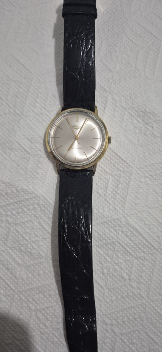 Ceas Longines Automatic vintage, elegant și clasic.
Ceas mecanic