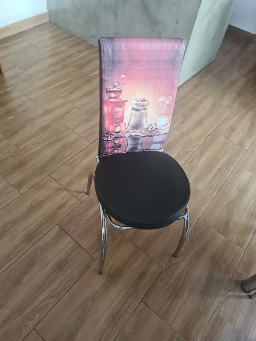 Masa rotunda 4 scaune