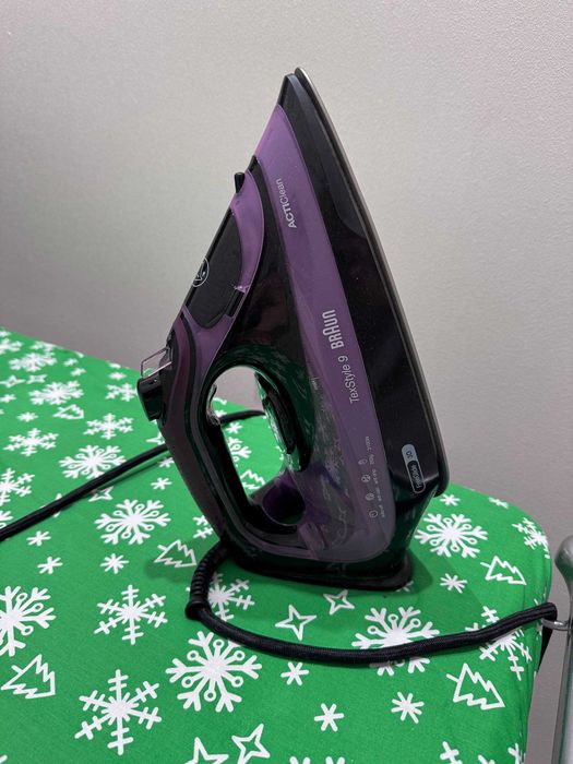 Продаю утюг BRAUN TexStyle 9