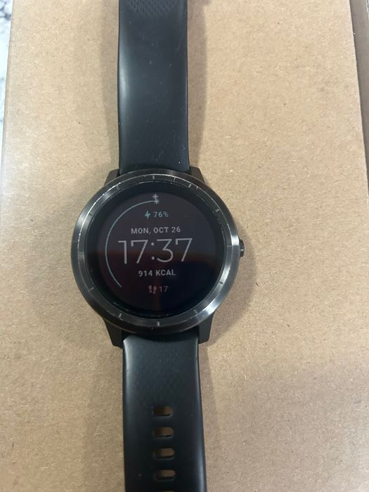 Garmin. Vivoactive 3