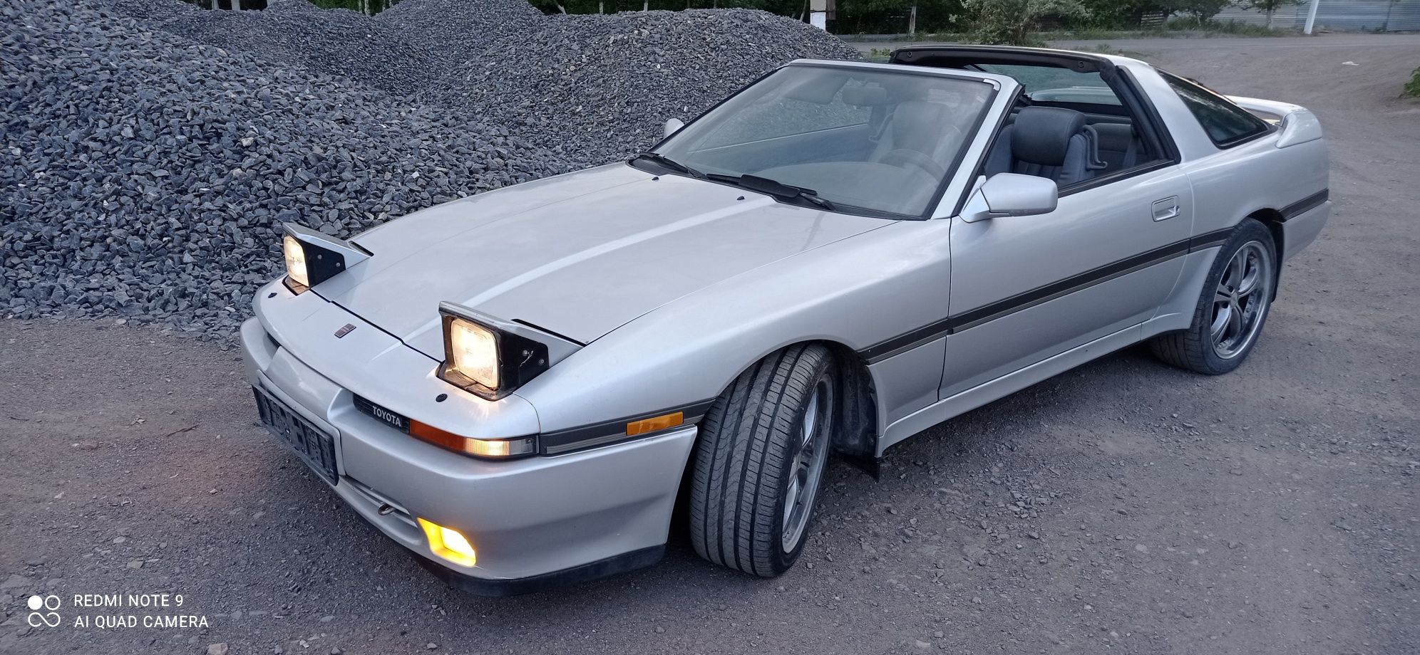 Supra 1990