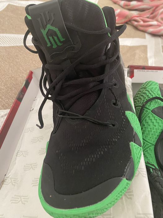 Продам баскетбольные кроссы