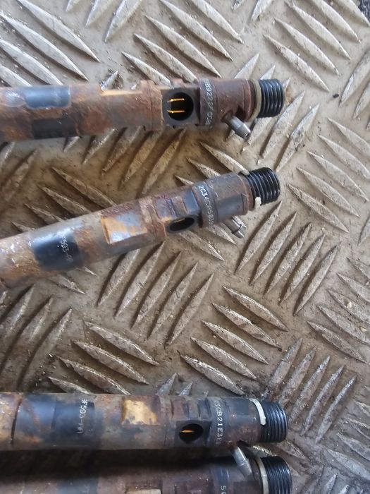 Injector injectoare , Ford Focus 1, 1.8 tdci F9DA, cod EJBR02201Z, 2T1Q-9F593-AA