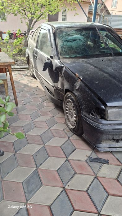 BMW 3ка в аварийным состояние