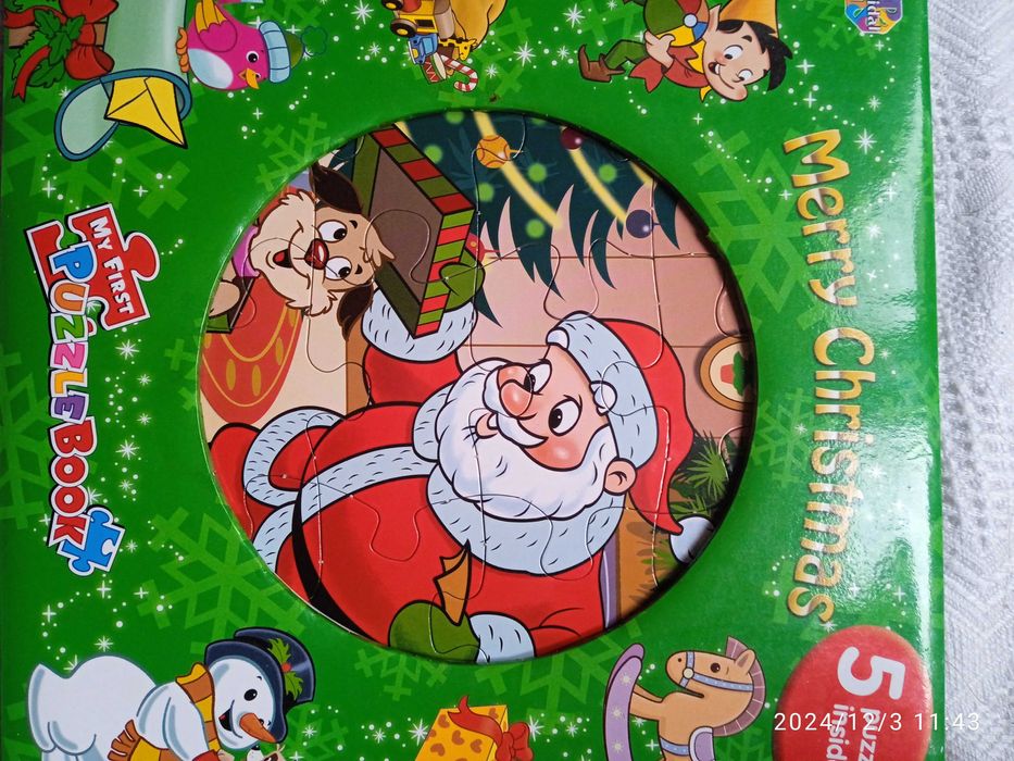 Коледна Английска книга-пъзел, нова English puzzle book, new