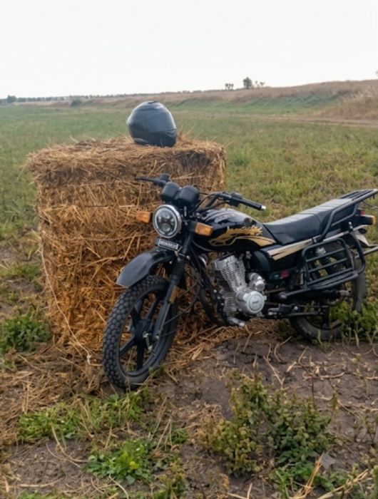 Продам Мотоцикл  Suzuki GSX 150