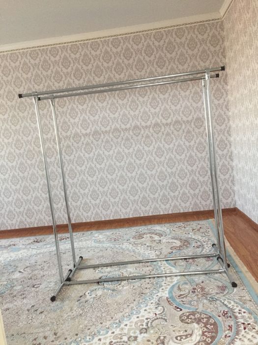 Стойка, вешалка, одежда