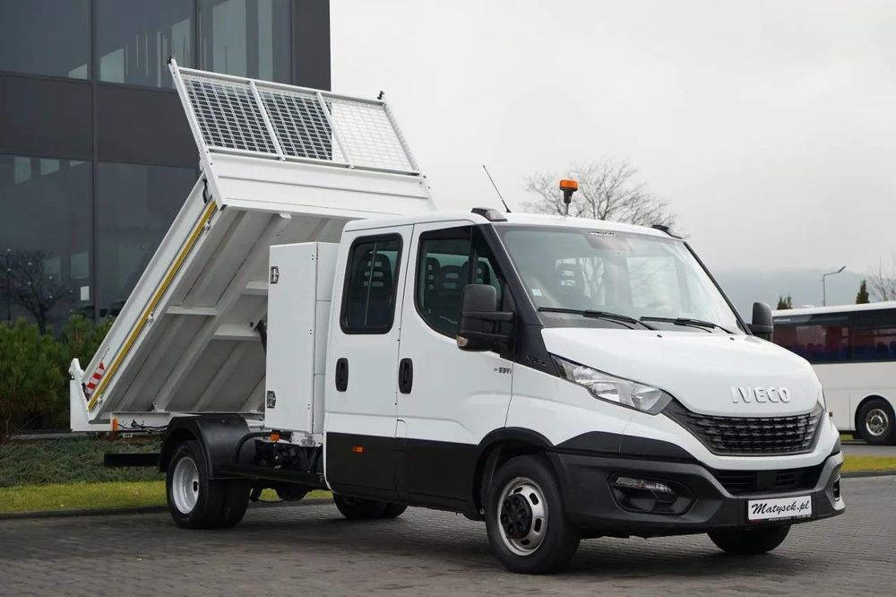 Iveco DAILY 35-140 / BASCULATOR / CU TRACȚIE MÂNĂ / DOUĂ TRACȚII / MANUAL / 6 LOCURI /