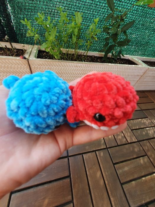 Jucărie Squishy Balenă Croșetată manual, fir super pufos