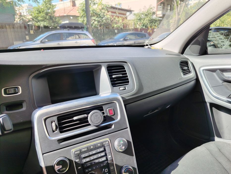 VOLVO S60 2012 — imagine 5