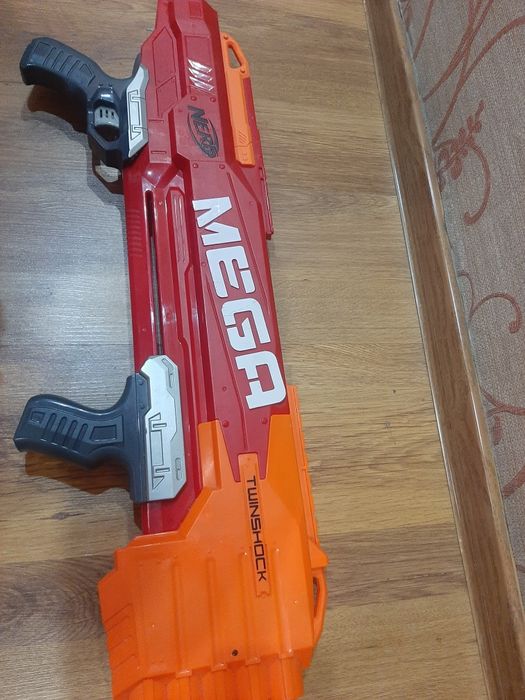 Продаётся бластер NERF MEGA оригинал