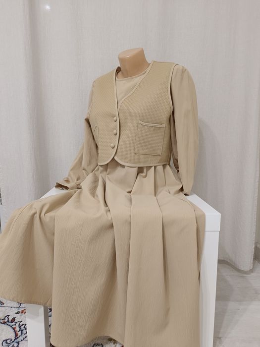 Платье 6000 тг, размер 42/44