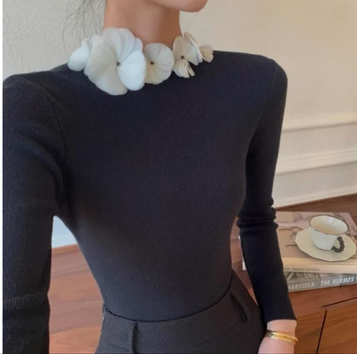 Пиджак + кофта за 7000 тг