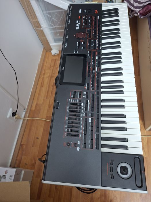 Korg pa4 x  Oriental 61 key