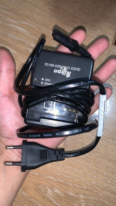 Nikon D5000 фотоаппарат зеркалка