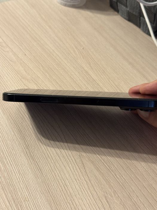 Iphone 16 pro max 1 trb