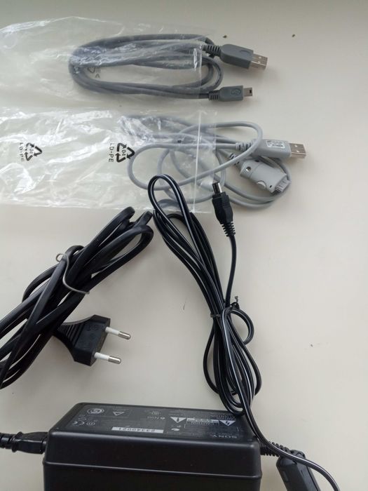 Фотокамера SONY DSC-F717