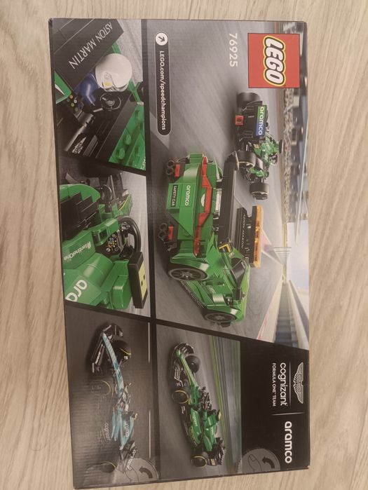 Lego F1 Cognizant Aramco