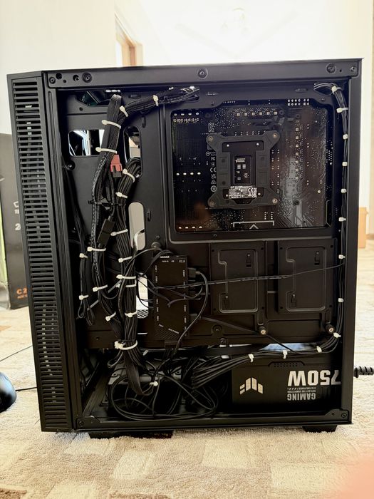 PC Gaming +mouse/casti/tastatura/monitor