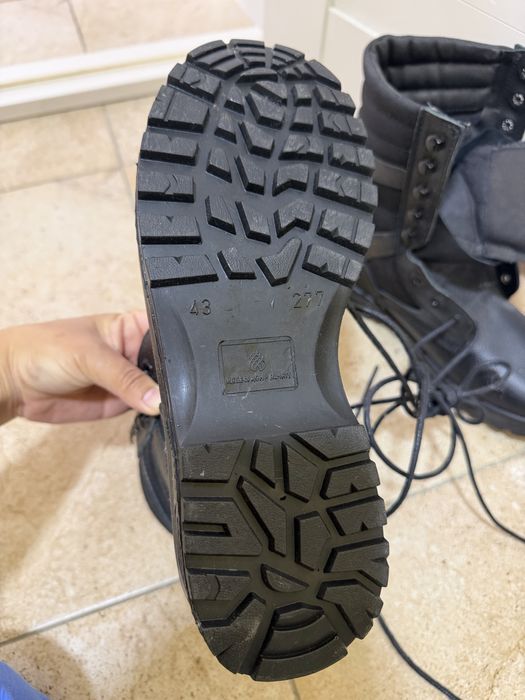 Продам берцы ( тактические ботинки)