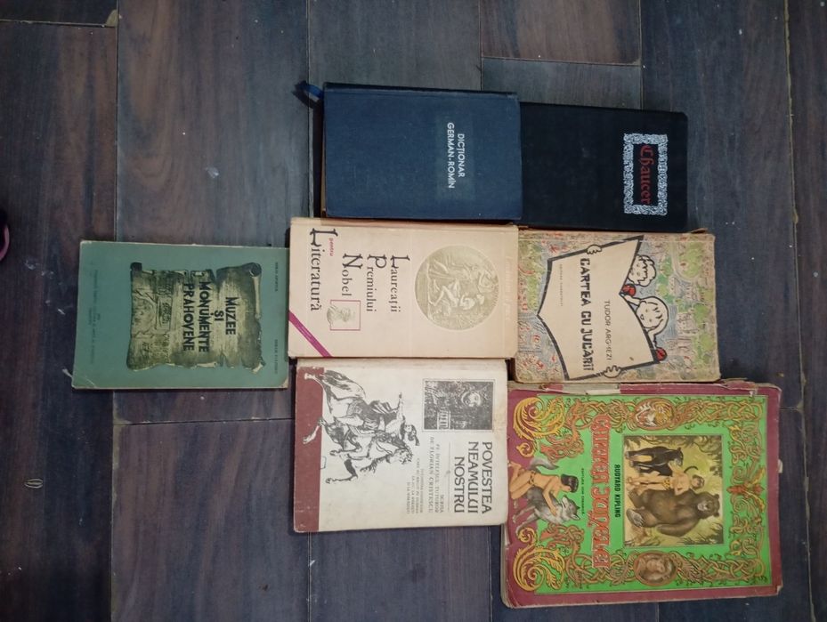 Cărți vechi diverse colecționari