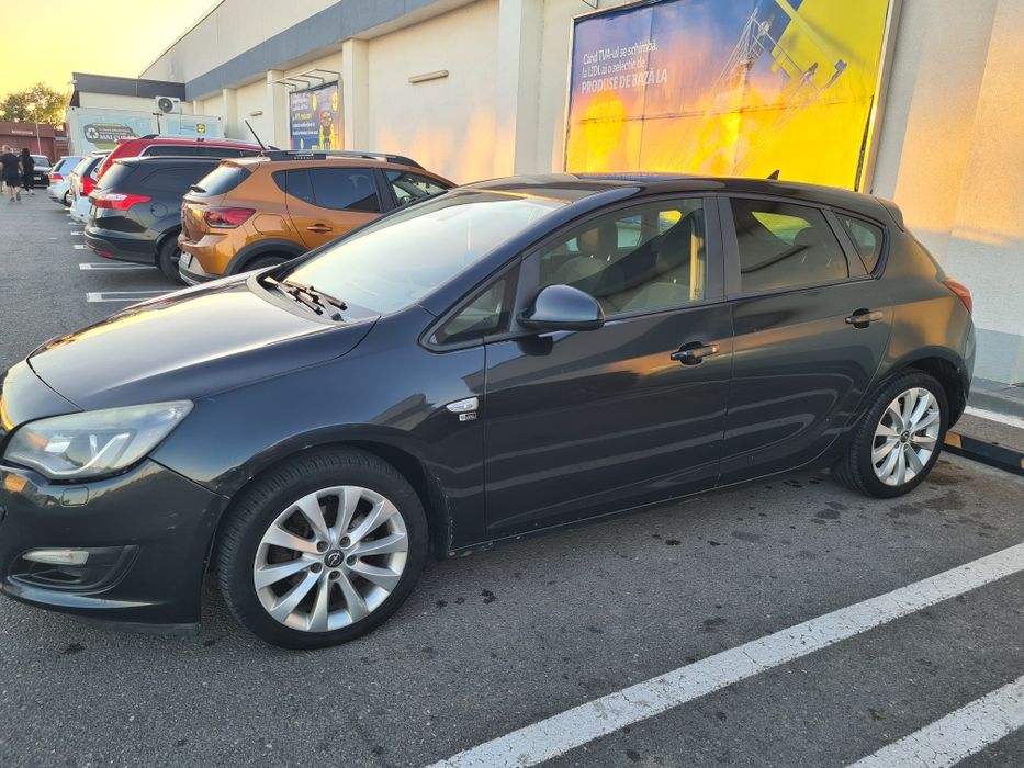 OPEL Astra 2013 — imagine 4
