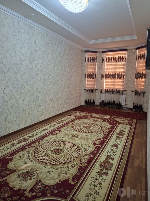 Aloqabank yonidagi Domda kvartira 120 m.kv.   3 Xona + oshxona