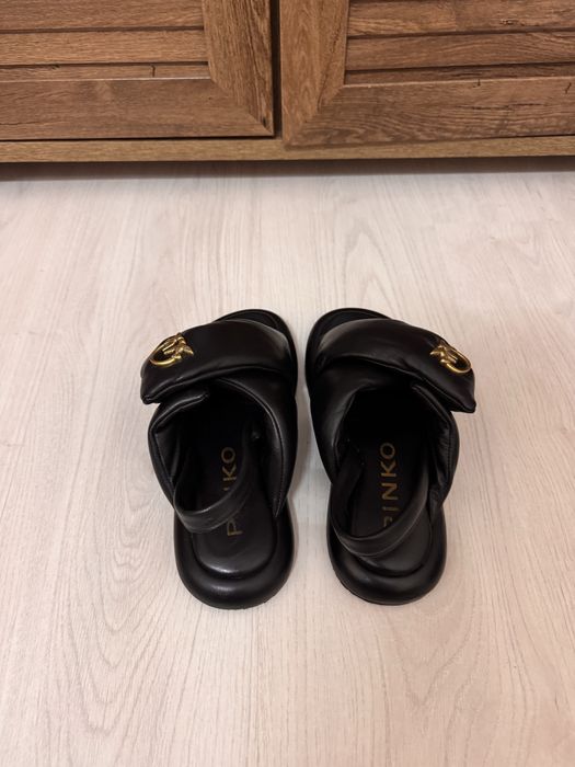 Оригинални дамски сандали Pinko 37