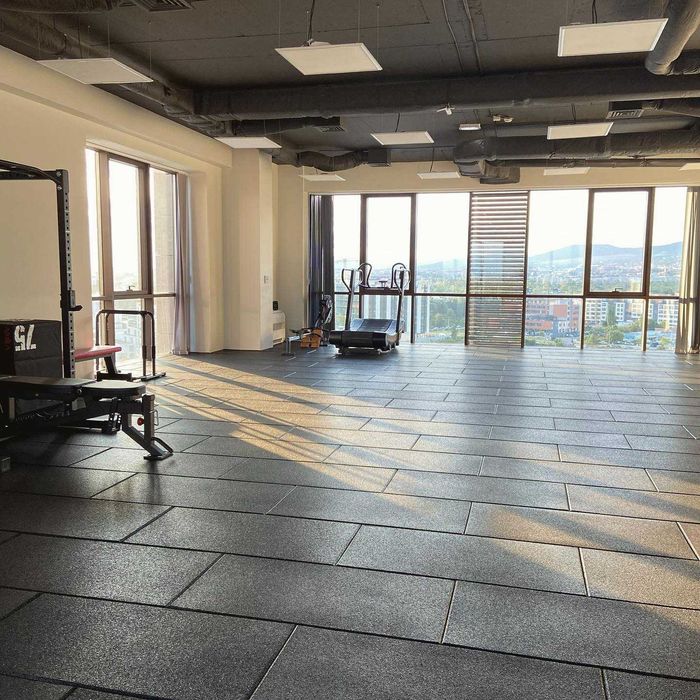 Гумена Настилка – Плоча 100×50×2 см | Черен Цвят , Настилки за Фитнес