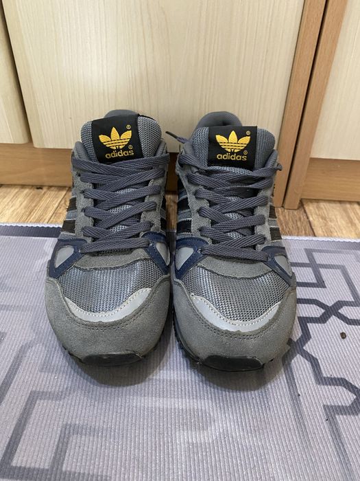 Кросовка Adidas zx750
