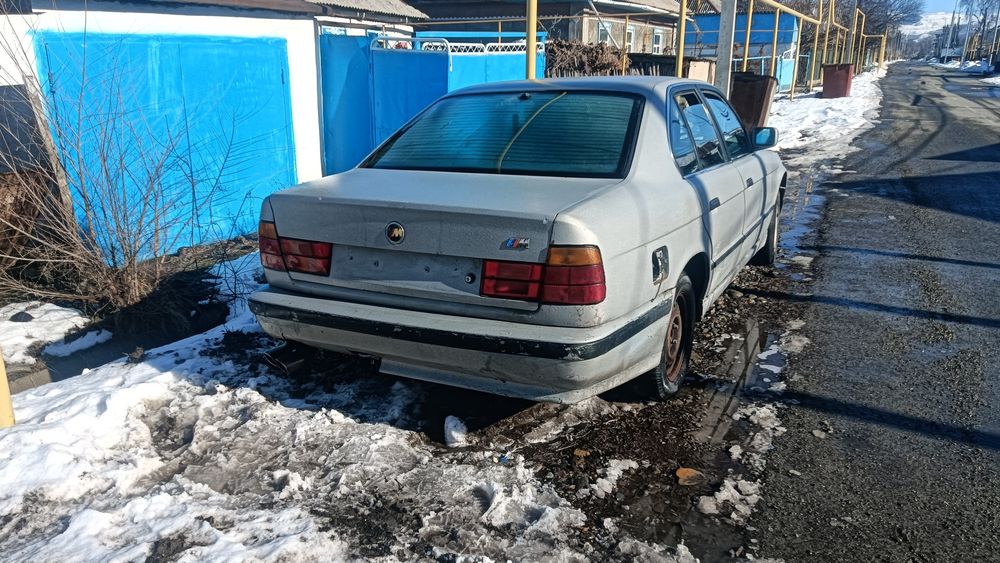 БМВ продам срочно