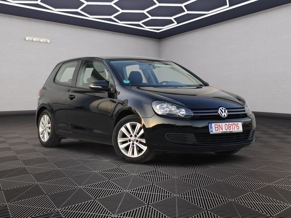 Volkswagen Golf 6 Diesel \Cutie automata DSG\

Import din Germania