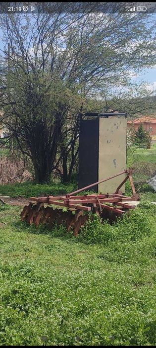 Продавам дискова брана и плуг