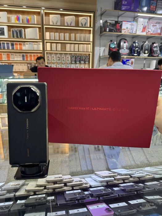 Huawei Mate XT Ultimate Design 16/1tb ideal