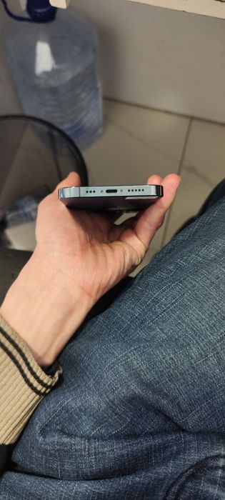 Iphone 12 pro.     80 yomkisi