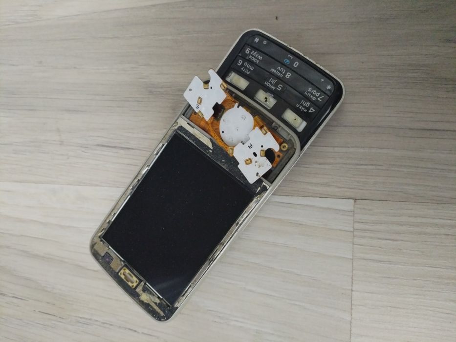 Nokia n96 экран йонмиди