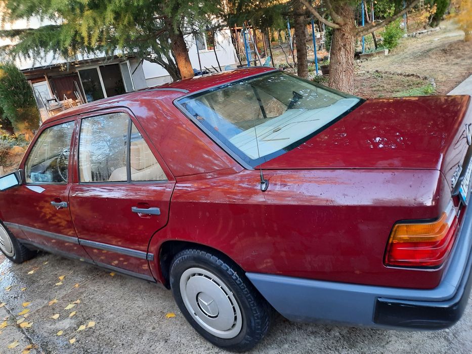 Mercedes 200d ,124 1986 g.