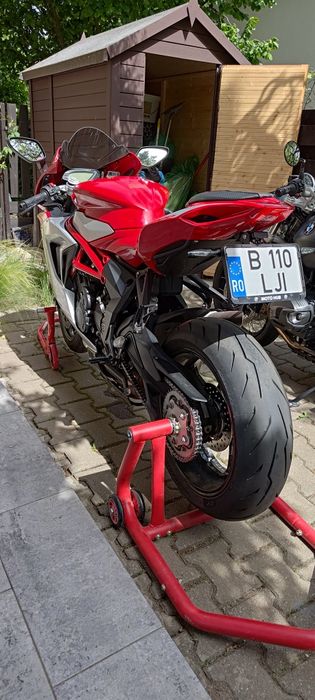 MV Agusta F3 800